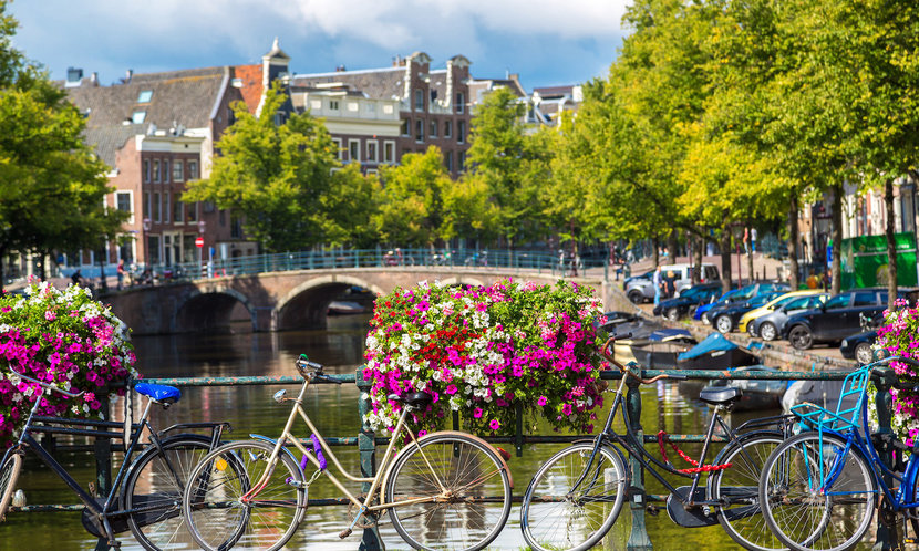 lacné letenky amsterdam